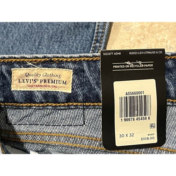 Levi's Premium Low Loose Jeans Womens 30 Relaxed Straight Leg Medium Wash NEW - Picture 3 of 6
